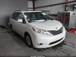 5TDYZ3DC9HS797579 2017 TOYOTA SIENNA