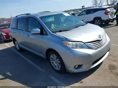 5TDYZ3DC9HS800917 2017 TOYOTA SIENNA