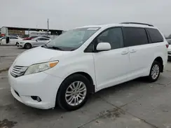 5TDYZ3DC9HS817541 2017 TOYOTA SIENNA