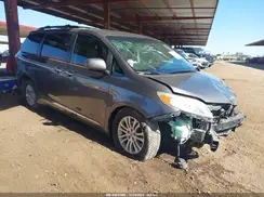 5TDYZ3DC9HS821492 2017 TOYOTA SIENNA