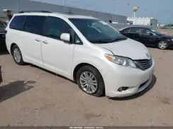 5TDYZ3DC9HS864617 2017 TOYOTA SIENNA