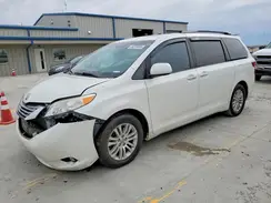 5TDYZ3DC9HS873978 2017 TOYOTA SIENNA