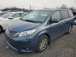 5TDYZ3DC9HS875195 2017 TOYOTA SIENNA