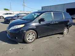 5TDYZ3DC9HS877853 2017 TOYOTA SIENNA