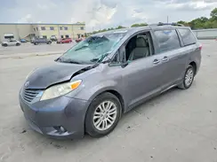 5TDYZ3DC9HS885645 2017 TOYOTA SIENNA