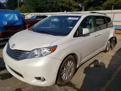 5TDYZ3DC9HS886486 2017 TOYOTA SIENNA