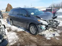 5TDYZ3DC9HS898671 2017 TOYOTA SIENNA