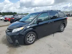 5TDYZ3DC9JS908685 2018 TOYOTA SIENNA
