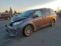 5TDYZ3DC9JS914504 2018 TOYOTA SIENNA