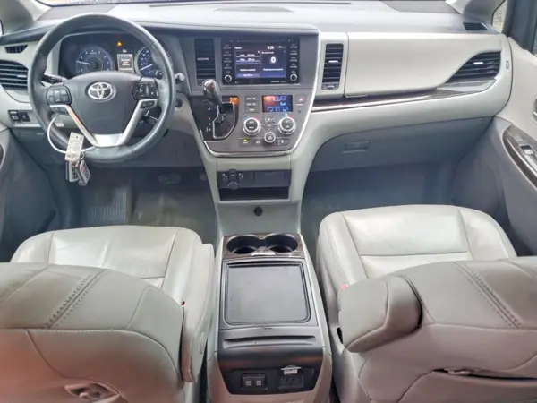 5TDYZ3DC9JS919539 2018 TOYOTA SIENNA - Image 8
