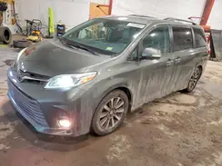 5TDYZ3DC9JS924515 2018 TOYOTA SIENNA