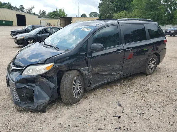 5TDYZ3DC9JS931450 2018 TOYOTA SIENNA - Image 1