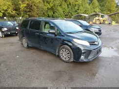 5TDYZ3DC9JS934848 2018 TOYOTA SIENNA