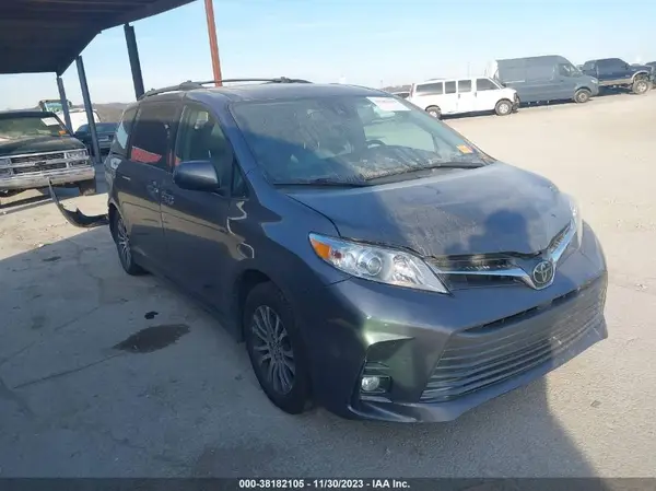 5TDYZ3DC9JS948992 2018 TOYOTA SIENNA