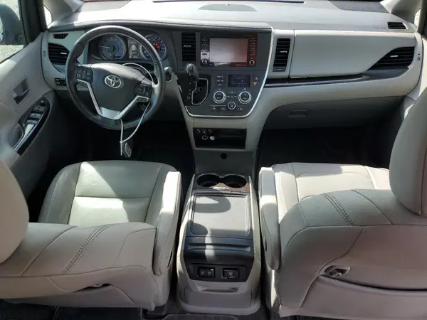 5TDYZ3DC9KS004627 2019 TOYOTA SIENNA - Image 8