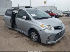 5TDYZ3DC9KS966104 2019 TOYOTA SIENNA