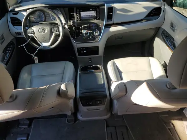5TDYZ3DC9KS980455 2019 TOYOTA SIENNA - Image 8