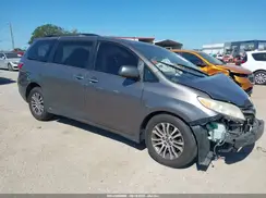 5TDYZ3DC9KS985249 2019 TOYOTA SIENNA