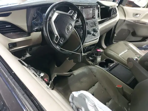 5TDYZ3DC9KS988314 2019 TOYOTA SIENNA - Image 8