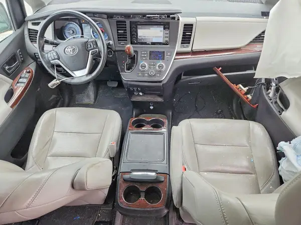 5TDYZ3DC9KS989611 2019 TOYOTA SIENNA - Image 8