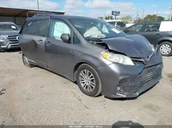 5TDYZ3DC9KS997532 2019 TOYOTA SIENNA
