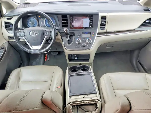 5TDYZ3DC9KS999670 2019 TOYOTA SIENNA - Image 8