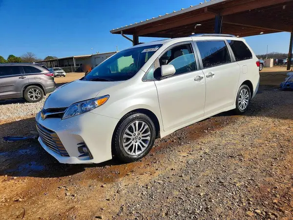 5TDYZ3DC9LS082388 2020 TOYOTA SIENNA - Image 1
