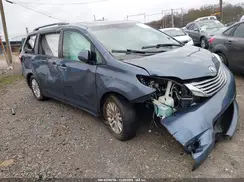 5TDYZ3DCXHS767751 2017 TOYOTA SIENNA