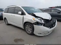 5TDYZ3DCXHS772562 2017 TOYOTA SIENNA