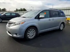 5TDYZ3DCXHS780211 2017 TOYOTA SIENNA