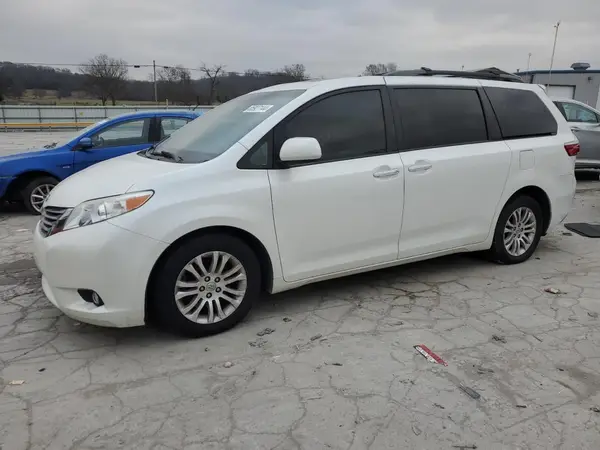 5TDYZ3DCXHS780287 2017 TOYOTA SIENNA - Image 1