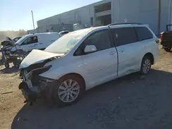 5TDYZ3DCXHS791631 2017 TOYOTA SIENNA