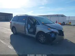 5TDYZ3DCXHS798417 2017 TOYOTA SIENNA