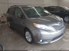 5TDYZ3DCXHS800425 2017 TOYOTA SIENNA