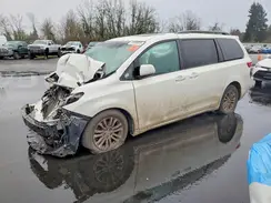 5TDYZ3DCXHS810324 2017 TOYOTA SIENNA