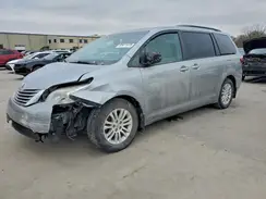 5TDYZ3DCXHS828340 2017 TOYOTA SIENNA