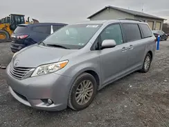 5TDYZ3DCXHS848877 2017 TOYOTA SIENNA