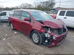 5TDYZ3DCXHS850564 2017 TOYOTA SIENNA