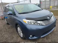 5TDYZ3DCXHS850743 2017 TOYOTA SIENNA