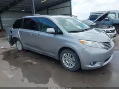 5TDYZ3DCXHS854792 2017 TOYOTA SIENNA