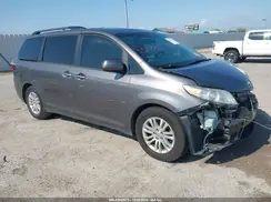 5TDYZ3DCXHS856655 2017 TOYOTA SIENNA