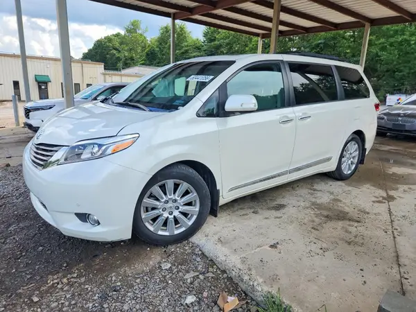 5TDYZ3DCXHS868305 2017 TOYOTA SIENNA - Image 1