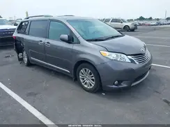 5TDYZ3DCXHS891941 2017 TOYOTA SIENNA
