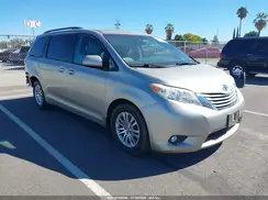 5TDYZ3DCXHS897786 2017 TOYOTA SIENNA
