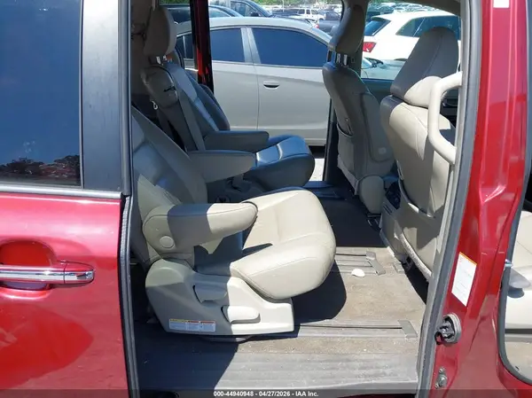 5TDYZ3DCXJS919422 2018 TOYOTA SIENNA - Image 8