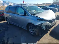 5TDYZ3DCXJS922126 2018 TOYOTA SIENNA