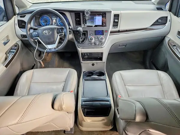 5TDYZ3DCXJS927018 2018 TOYOTA SIENNA - Image 8