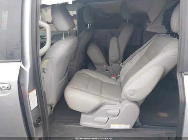 5TDYZ3DCXJS935507 2018 TOYOTA SIENNA - Image 8