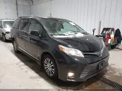 5TDYZ3DCXJS951884 2018 TOYOTA SIENNA