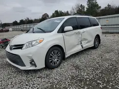 5TDYZ3DCXJS954784 2018 TOYOTA SIENNA